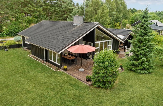 Amazing home in Ebeltoft with WiFi