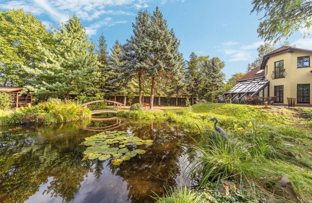 Amazing home in Falkenberg with sauna