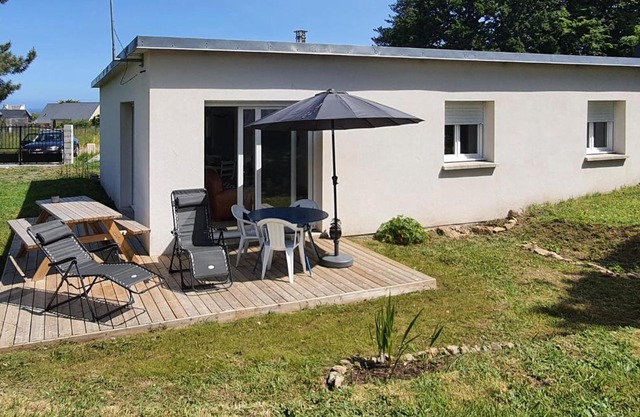 Amazing Home In Trévou-Tréguignec