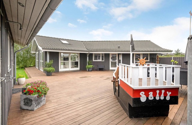 Amazing home in Haderslev with WiFi