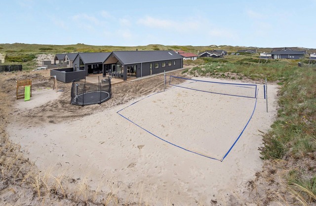 Amazing home in Hvide Sande with sauna