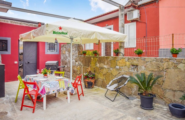 Amazing home in Mitogio with WiFi