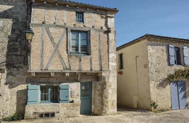 Amazing home in Montjoi with 2 Bedrooms and WiFi