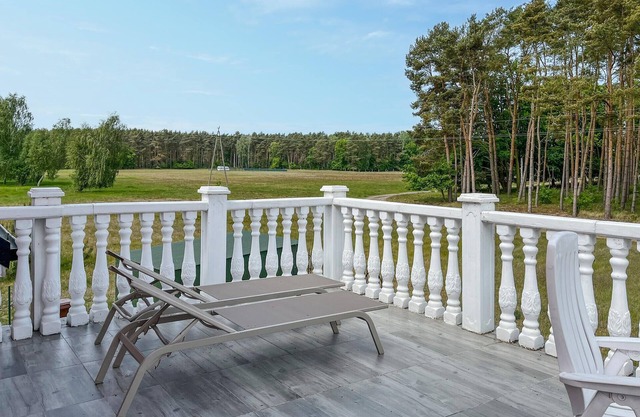 Amazing home in Nowe Warpno with WiFi