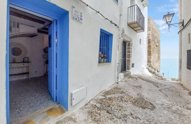 Amazing home in Peñíscola with WiFi