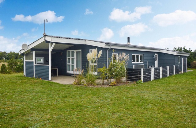 Amazing home in Skjern with WiFi