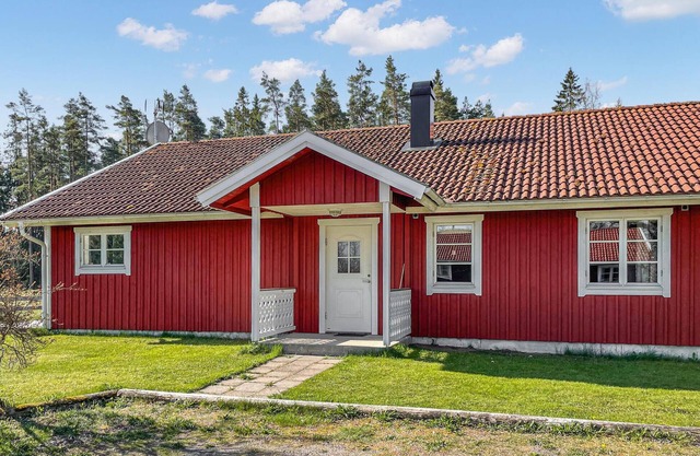 Amazing home in Vittaryd with kitchen