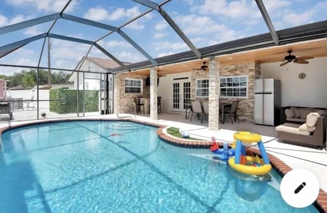 Amazing house with Pool4b(4b just 9 minutes from Ventura country club golf