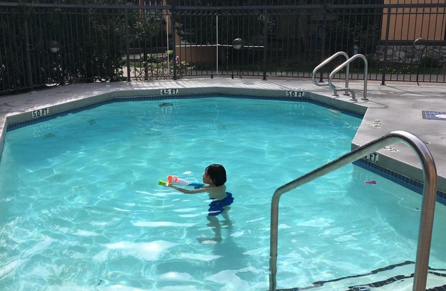 Amazing location steps from Whistler Village, with outdoor heated pool/hot tub!