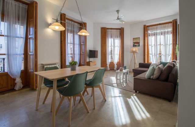 Amazing Shiny Apartment! An amazing choice for friends and families!