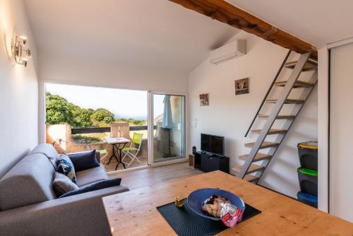 Ambroggio - Grand studio avec mezzanine - Vue Mer