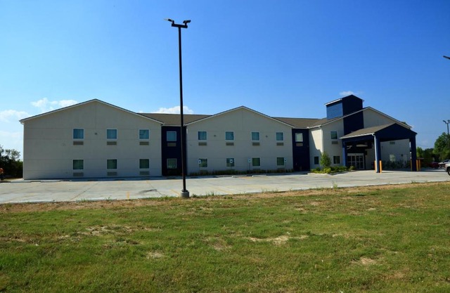 Americas Best Value Inn & Suites-Prairieville