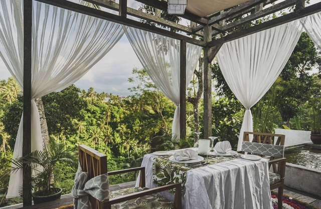 Amora Ubud Boutique Villas