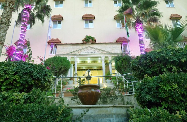 Amra Palace International Hotel