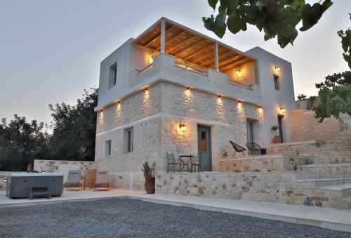 Amvikas suites-Sitia, by Comfortbnb