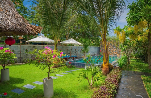 An Bang Garden - 4BR pool villa- 3 mins walk to An Bang beach.