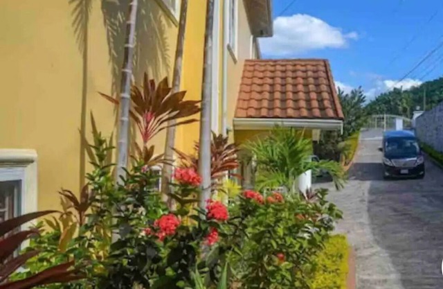 An earthy, comfortable stay over looking the city. Close beaches, food, airport