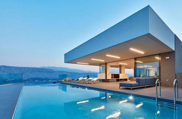 An exclusive fully staffed private villa for demanding holidays!
