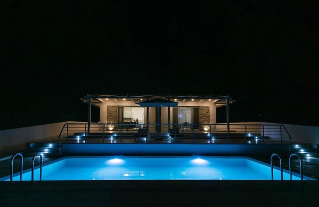 ANASTASIA'S Luxury Homes