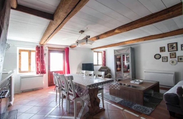 Ancienne Bergerie Rénovée au Cœur de Valberg!