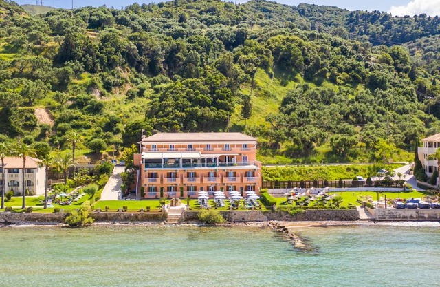 Anemona Beach Hotel