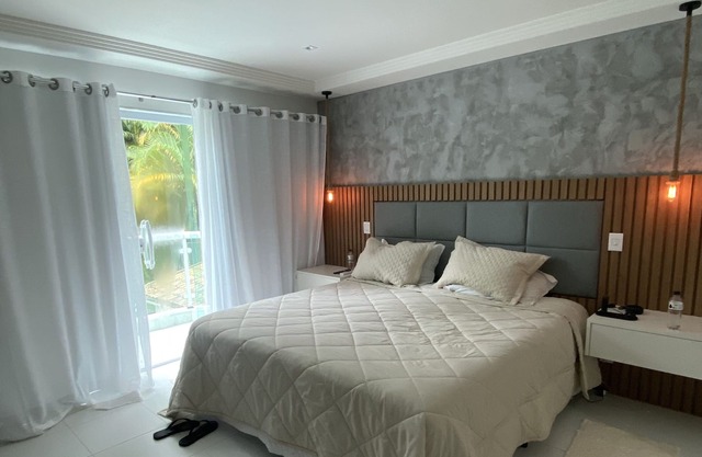 Angra dos Reis, 3 suites with air and pool