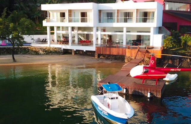 Angra dos Reis Mansion