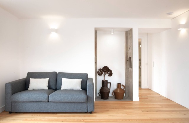 AngrA+ | One bedroom apartment with sea/city viewn