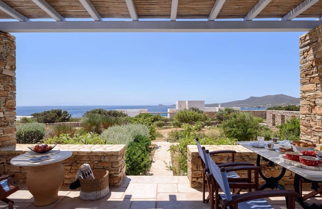 Antiparos Luxury Villas