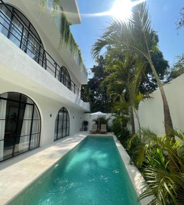 Anwa Cove - Fantastic 6-BR Villa in Umalas