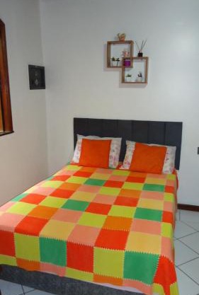 Apê confortável, com Alexa. Ótima localização