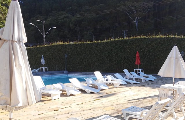 AP 2 Qts wifi Fireplace Pool Sauna Quadra play /Picnic area