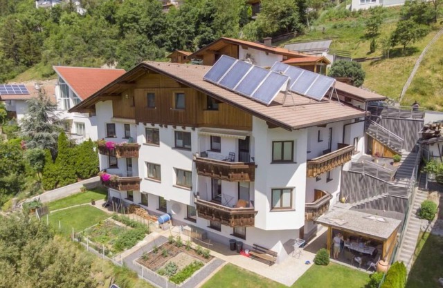 Apartment Venet by Interhome