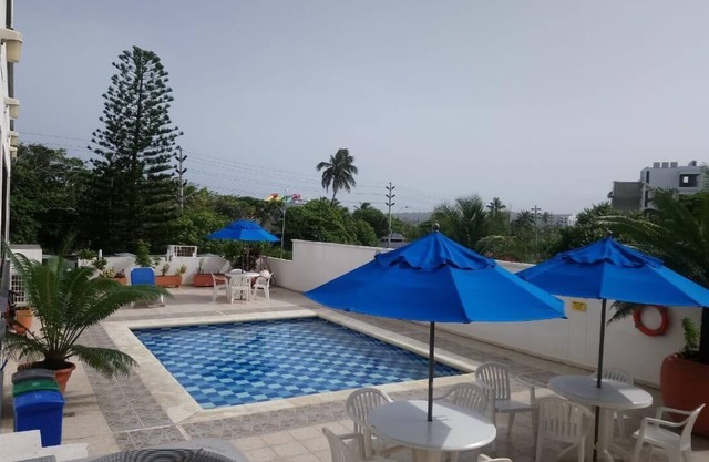 apartment with pool, close to the main beach