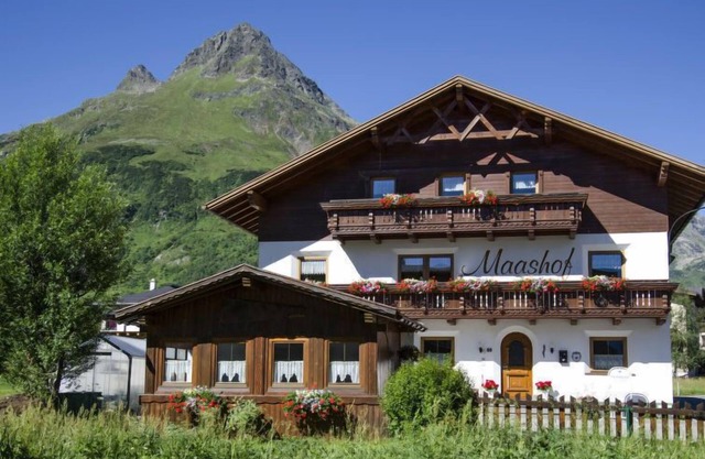 Apart Maashof II by Interhome