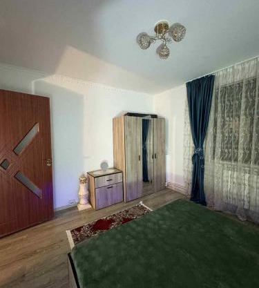 Apartament de închiriat