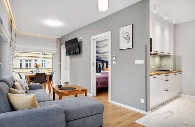 Apartament Lissa | By the Promenade | Desk