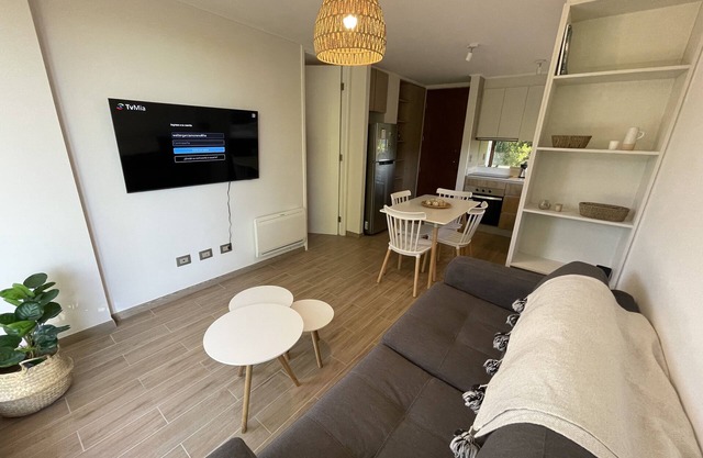 Apartamento a Estrenar, Céntrico, Cerca de Playa Grande. Cochera. Equipado Full