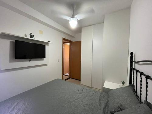 apartamento aconchegante - condomínio mirantes caminho do mar