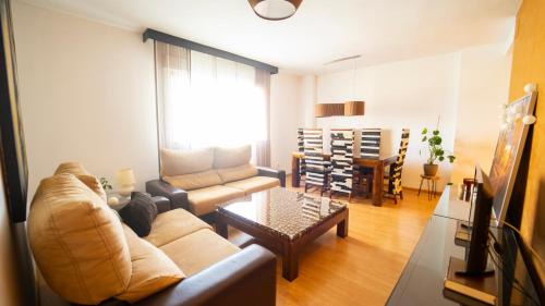 Apartamento Alhambra a 8 minutos de Granada, con Parking y Piscina