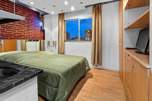 Apartamento céntrico, frente a Terminal Tres Cruces