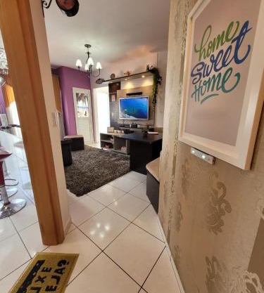 Apartamento central aconchegante temática Friends Ponta Grossa PR
