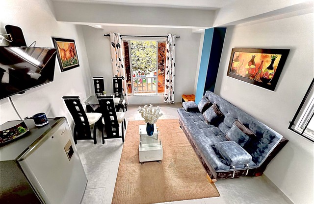 Apartamento con 2 Habitaciones, Lavadora y Wifi de 200 GB, Somos pet Friendly