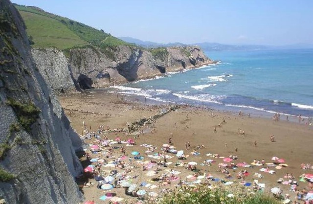 APARTAMENTO DANAE centro ESS00359