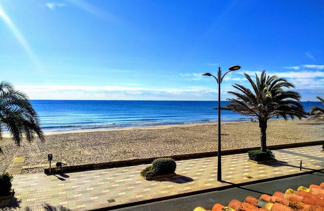 Apartamento Delante DEL MAR EN Port Saplaya - Valencia
