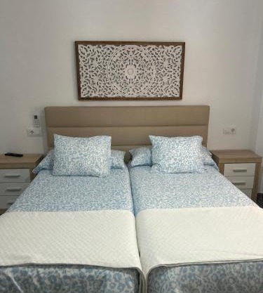 Apartamento en Urbanización Residencial - Roble, 5