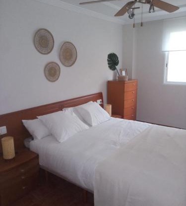 Apartamento Salamandra 100m2 con terraza y piscina