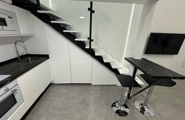 Apartamento Tipo Dúplex - NO SE Admiten Mascotas, NO Pets