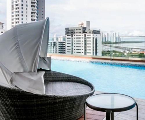 Apartamento Vacacional con Piscina en Panamá