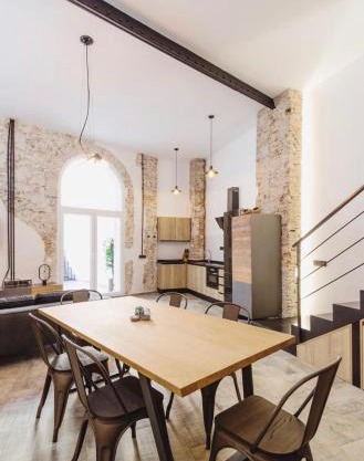 Apartamentos BocairentHomes, en pleno centro de Bocairent, con pequeña piscina y parking privado